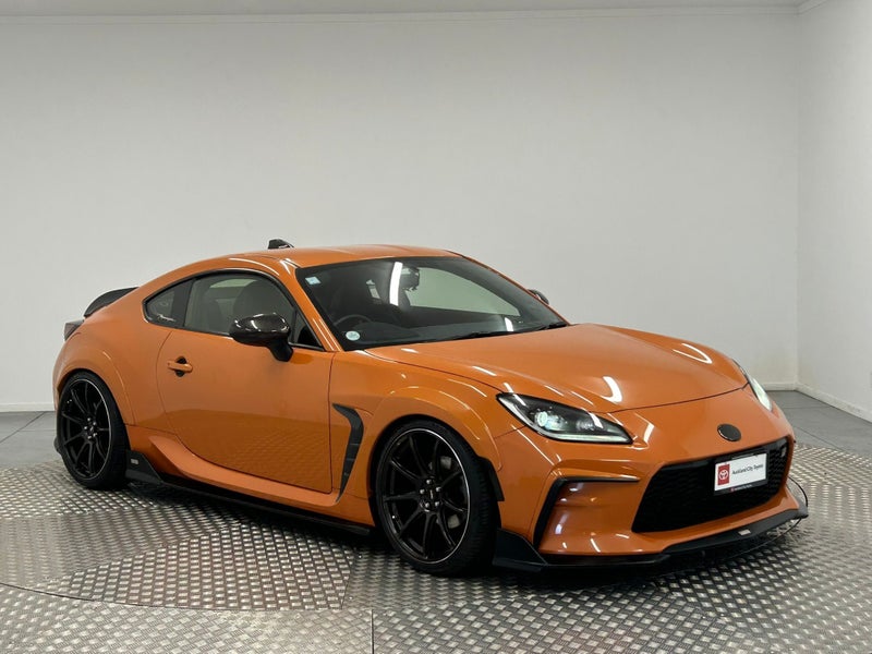 2023 Toyota GR86 2.4P 10th Anniversary TOMS Pac...