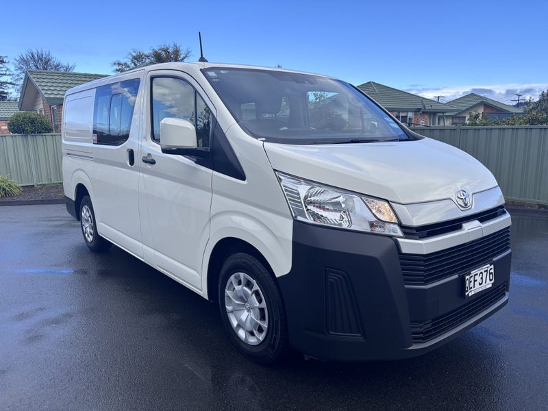 2023 Toyota Hiace ZR 2.8DT 6AT RWD HVN/5D/5S (H...