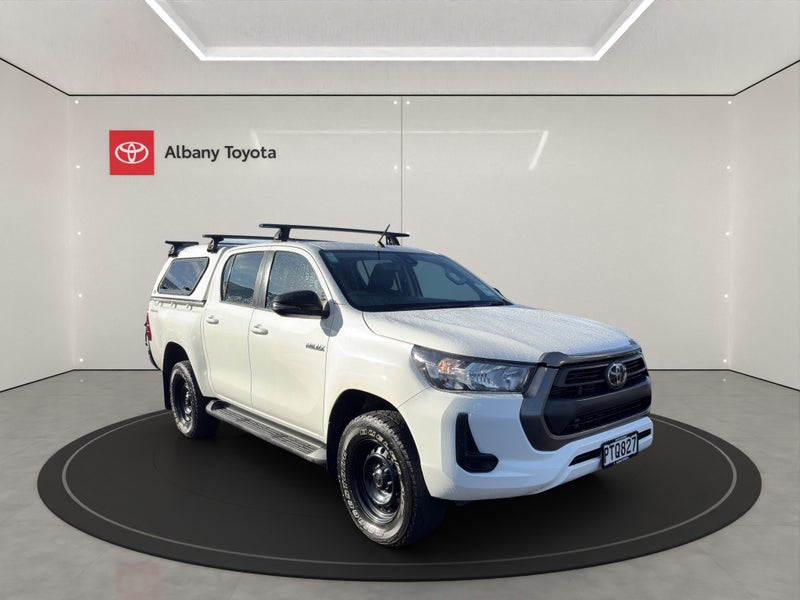 2023 Toyota Hilux SR 2.8DT 6AT 2WD DCW/4D/5S (J...