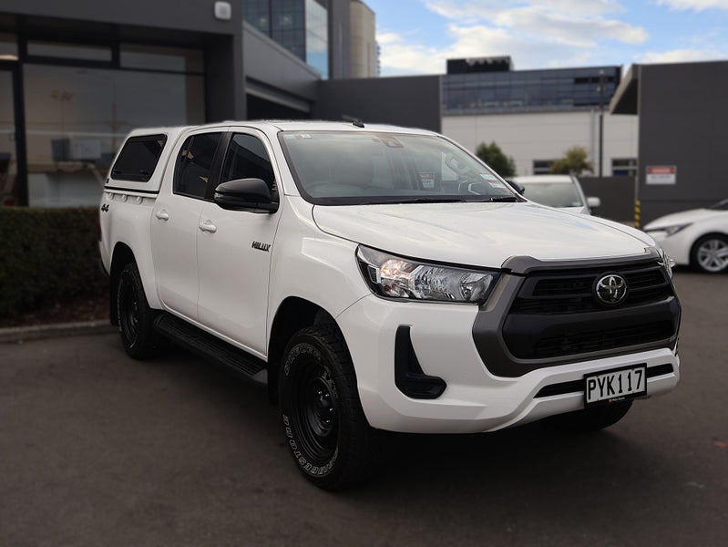2023 Toyota Hilux SR 2.8DT 6AT 4WD DCW