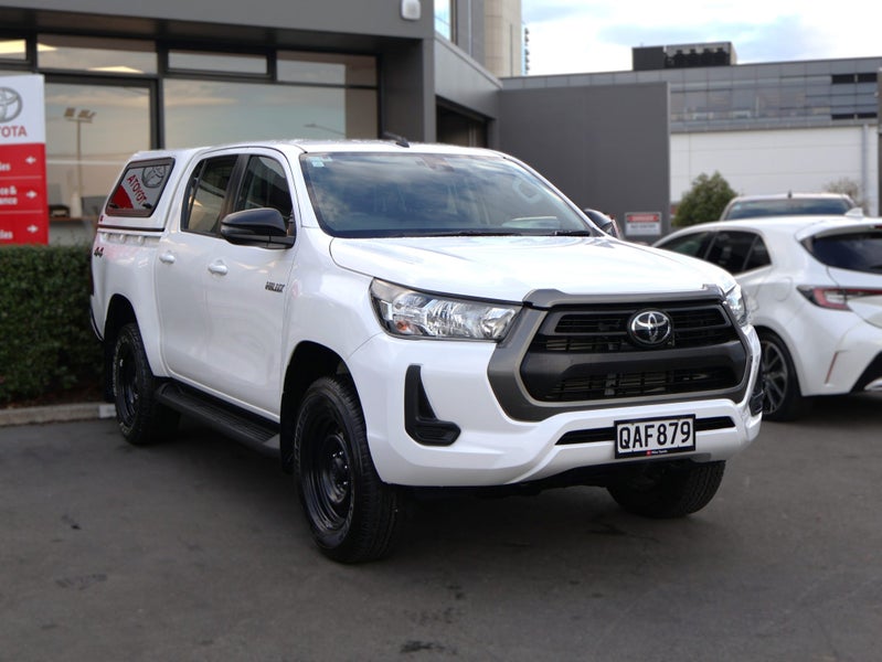 2023 Toyota Hilux SR DIESEL TURBO 4X4/4WD, Auto