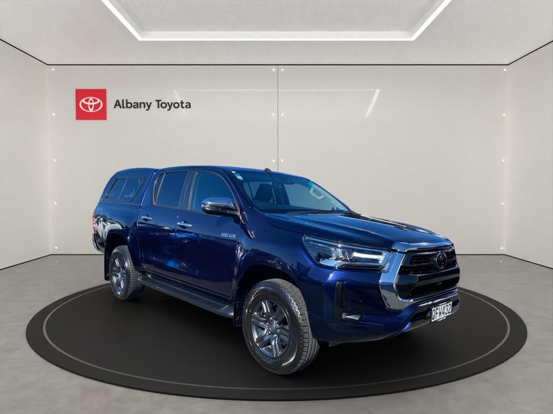2023 Toyota Hilux SR5 2.8DT 6AT 4WD DCW/4D/5S