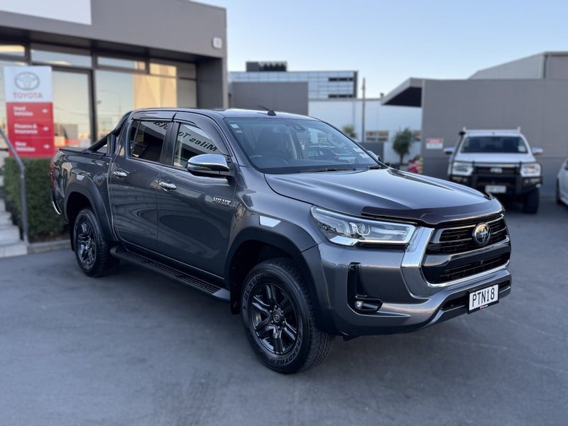2023 Toyota Hilux SR5 Auto 4WD/4X4, Push Start