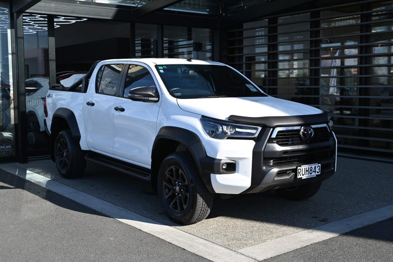 2023 Toyota Hilux SR5 Cruiser 2.8 Turbo Diesel...