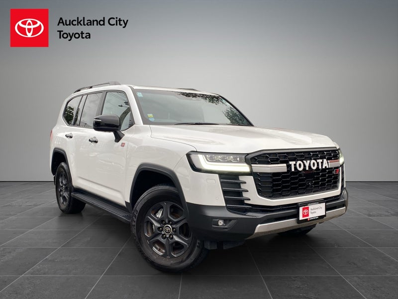 2023 Toyota Land Cruiser 300 3.3D GR Sport 4WD...