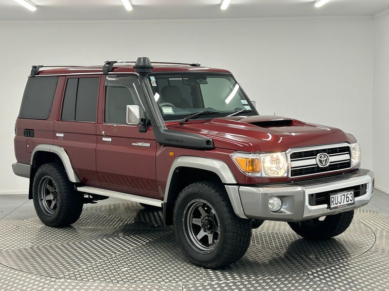 2023 Toyota Land Cruiser 70 LX 4.5DT 4WD