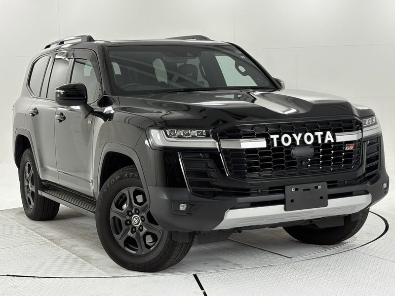 2023 Toyota Land Cruiser LC300 3.5L Petrol GR S...