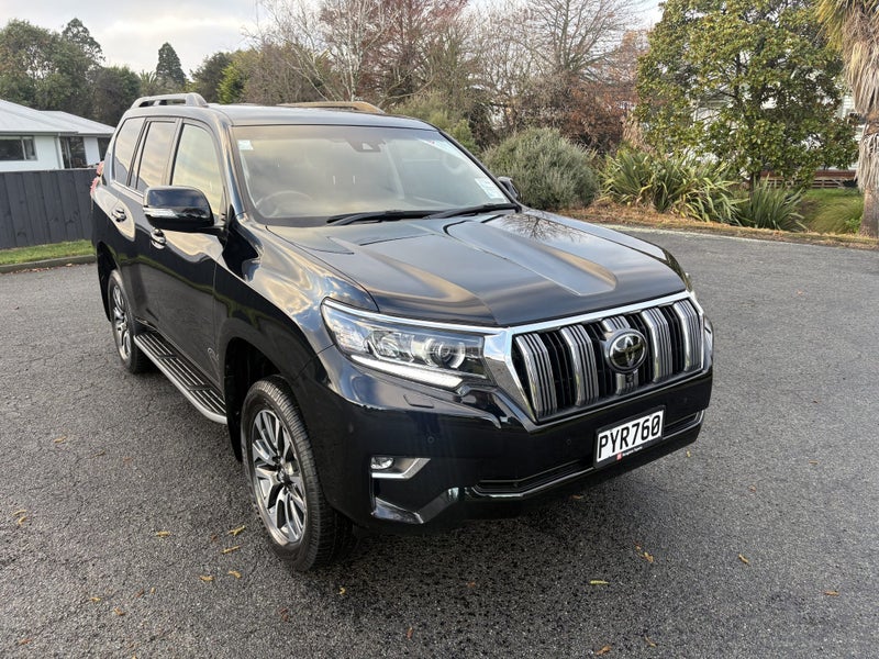 2023 Toyota Land Cruiser Prado VX 2.8D 6AT 4WD...