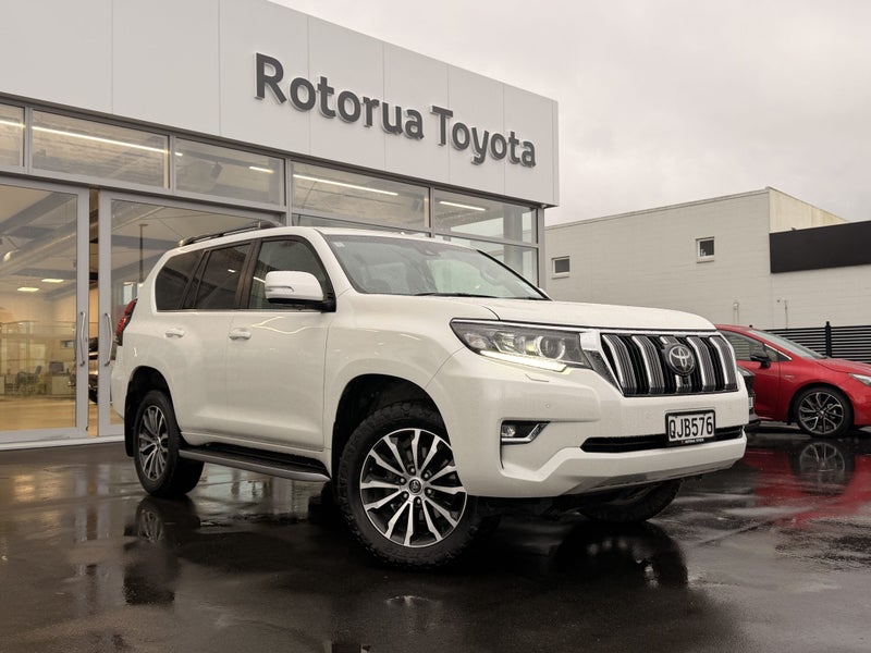 2023 Toyota Land Cruiser VX LImited 7 Seats and...