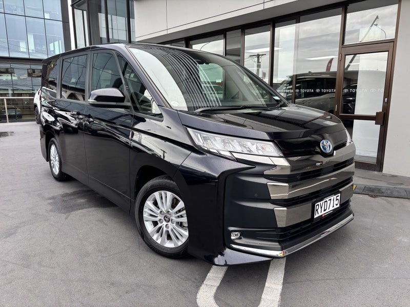 2023 Toyota Noah 1.8 HYBRID SZ EDITION