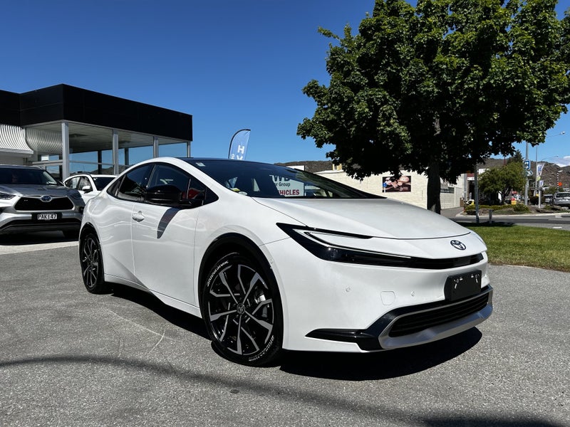 2023 Toyota Prius PHEV Z