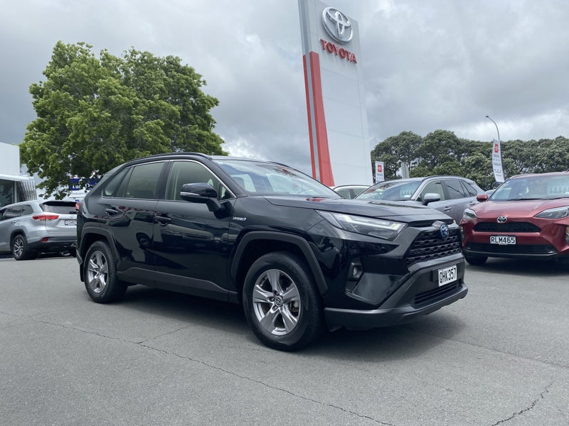 2023 Toyota RAV4 GX 2.5P Hybrid