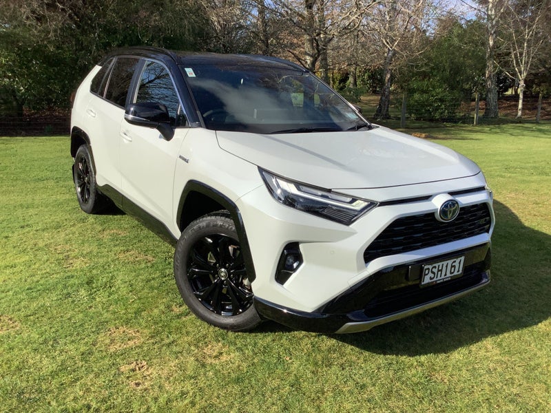 2023 Toyota RAV4 XSE 2.5P Hybrid Electric Vehicle