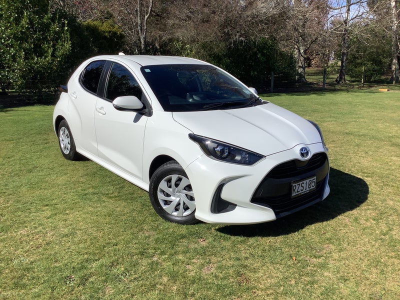 2023 Toyota Yaris 1.5 Hybrid Electric Vehicle 5...