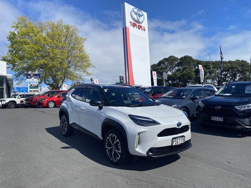 2023 Toyota Yaris Cross Cross Limited 1.5P HV E...