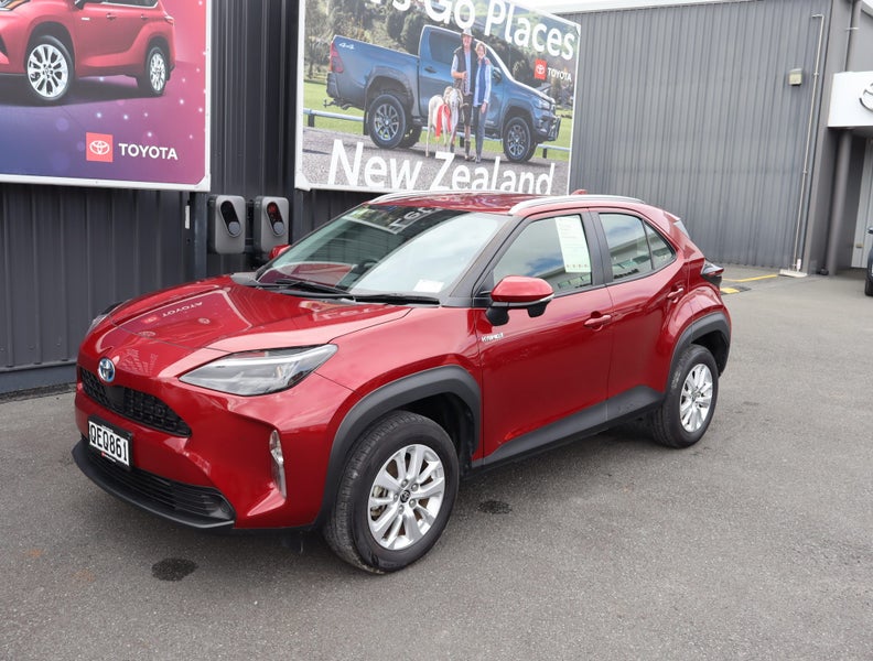 2023 Toyota Yaris Cross GX 1.5P HV ECVT FWD SUV...