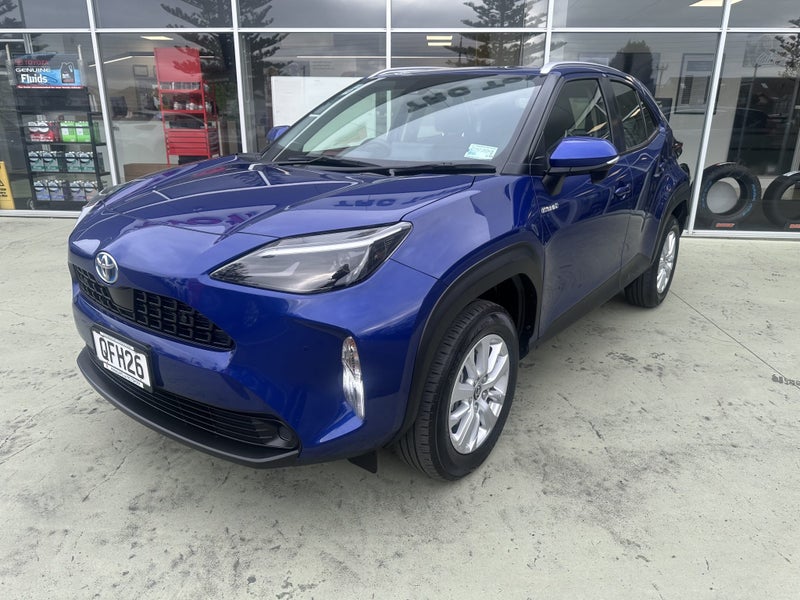 2023 Toyota Yaris Cross GX 1.5P HYBRID FWD SUV...