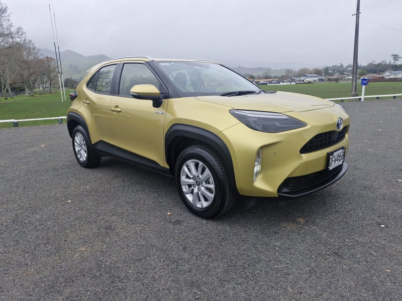 2023 Toyota Yaris Cross GX 1.5P Hybrid - Signat...