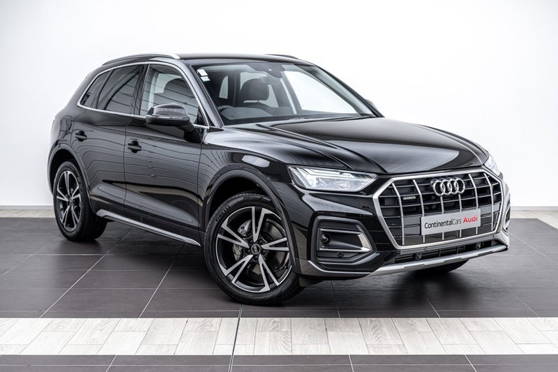 2024 Audi Q5 Limited Edition 40 TFSI quattro (1...