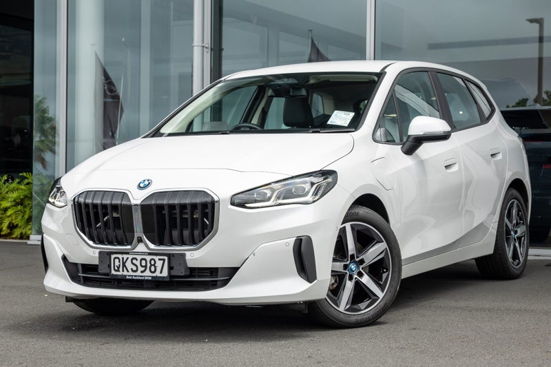 2024 BMW 225e 225e xDrive