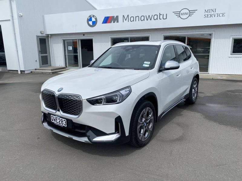 2024 BMW iX1 eDrive20 - X Line & Innovations