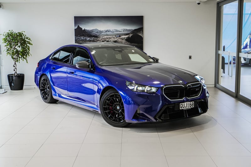 2024 BMW M5 Sedan