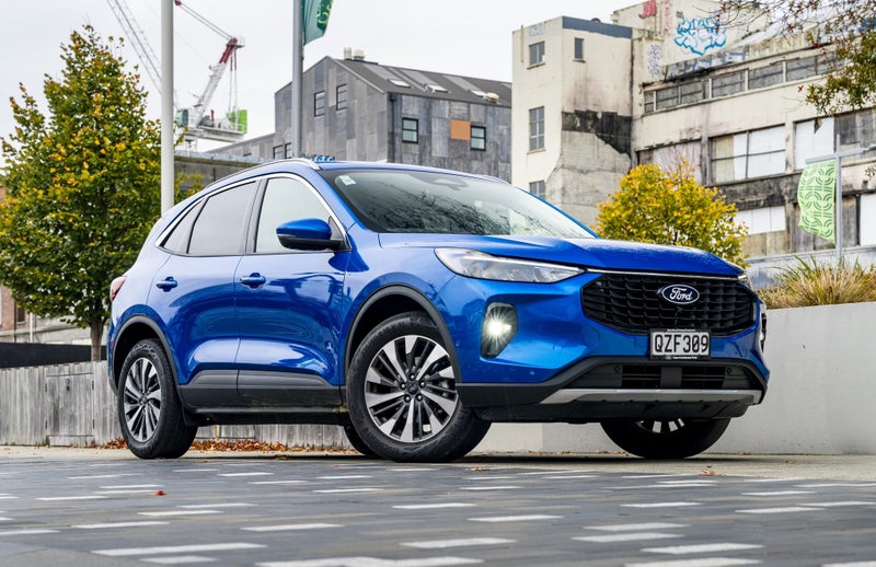 2024 Ford Escape Titanium 2.5 Hybrid