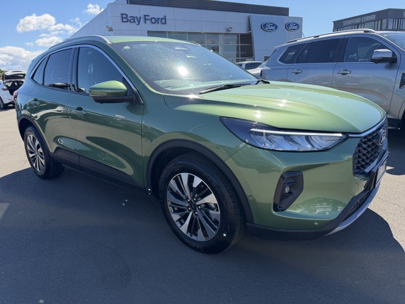 2024 Ford Escape TITANIUM 2.5L FHEV FWD SUV