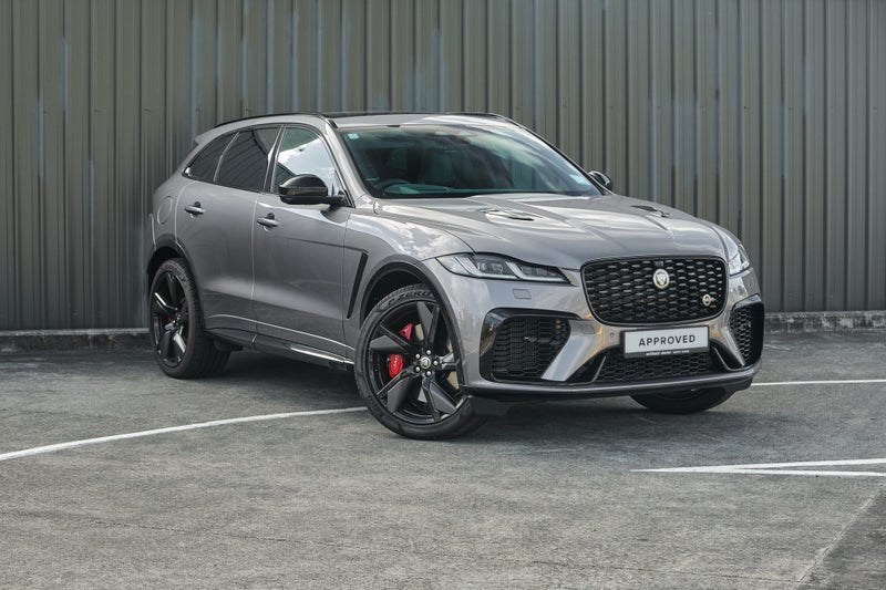 2024 Jaguar F-PACE SVR