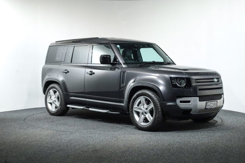 2024 Land Rover Defender 110 D300 SE