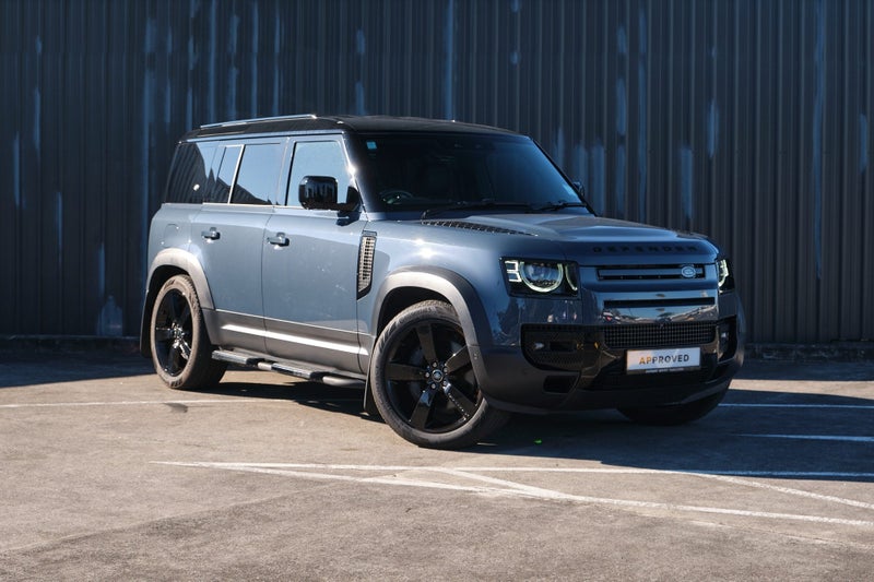 2024 Land Rover Defender 110 P400 SE