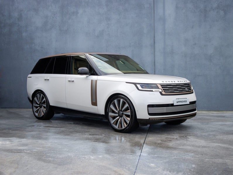 2024 Land Rover Range Rover P550e SV SWB