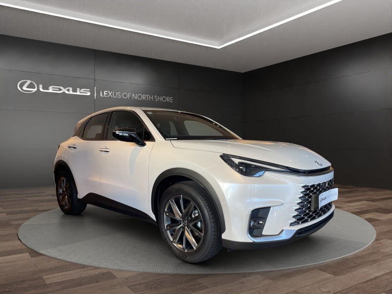 2024 Lexus LBX Relax 1.5L Hybrid 2WD SUV