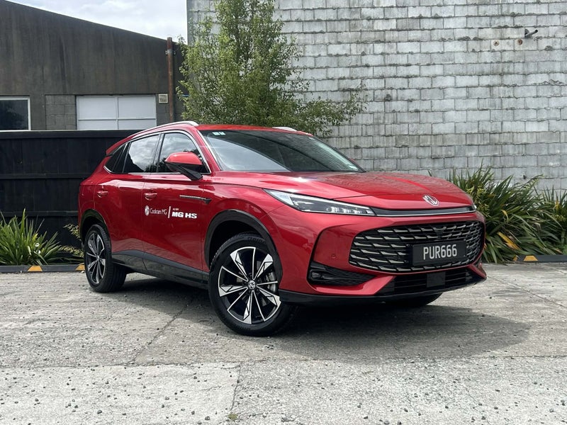 2024 MG HS Essence DCT