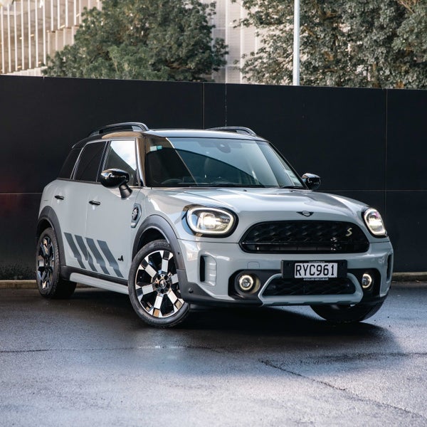 2024 MINI Countryman Cooper SE ALL4 Plug In Hybrid