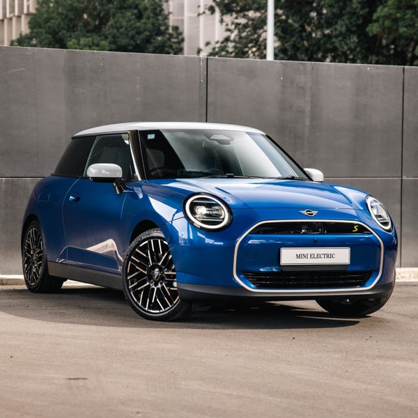 2024 MINI Electric Hatch SE 3 Door Hatch Favoured
