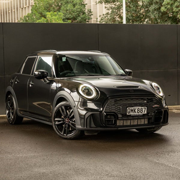 2024 MINI Hatch Cooper S JCW Sport