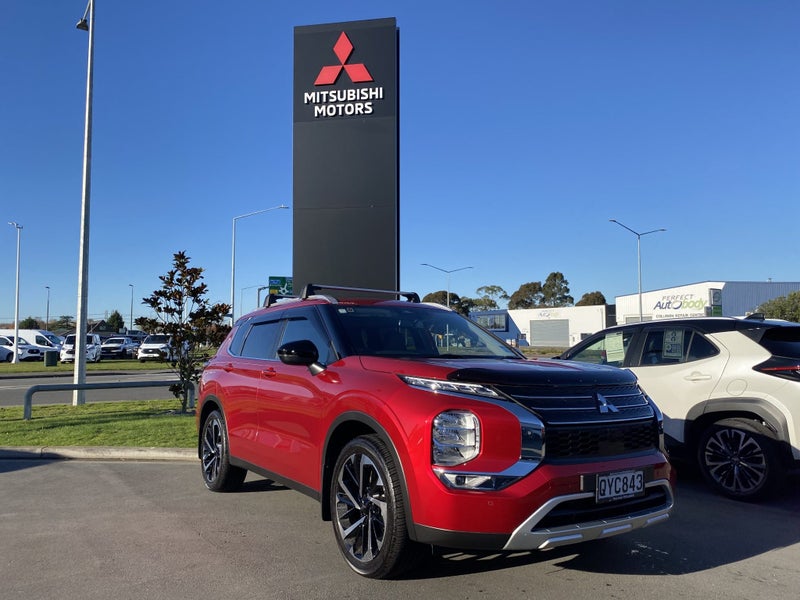 2024 Mitsubishi Outlander 2.5P XLS 4WD CVT