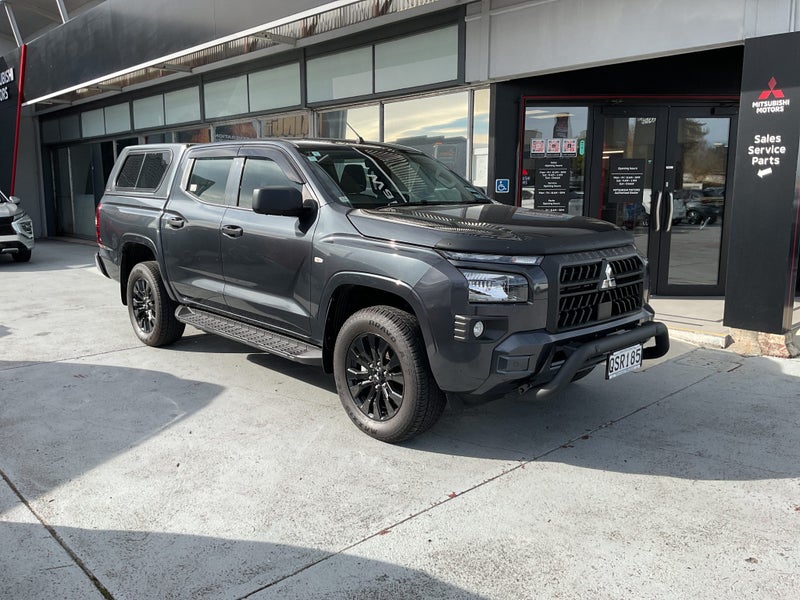 2024 Mitsubishi Triton DC GLX 6At 2WD