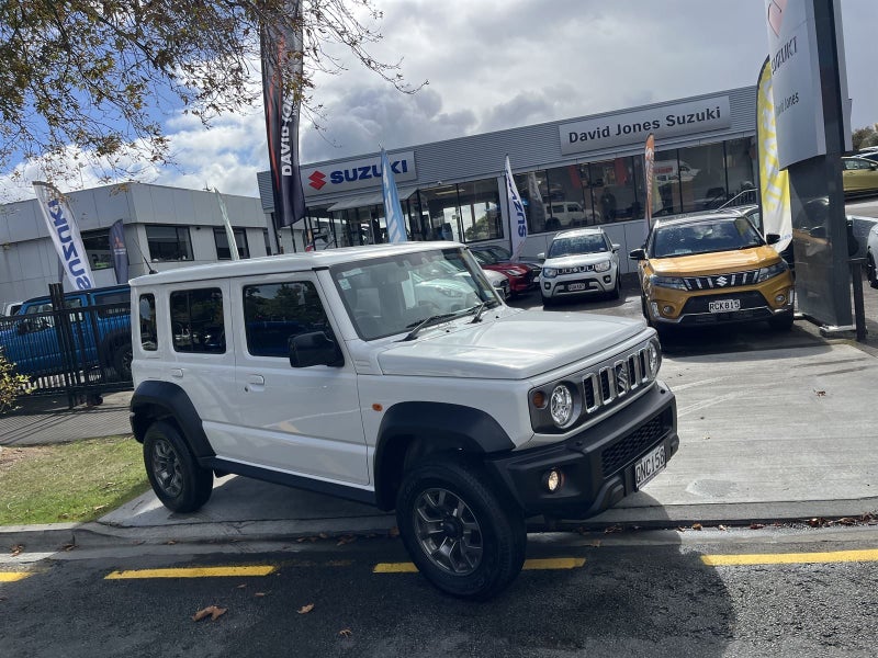 2024 Suzuki Jimny 5-DOOR