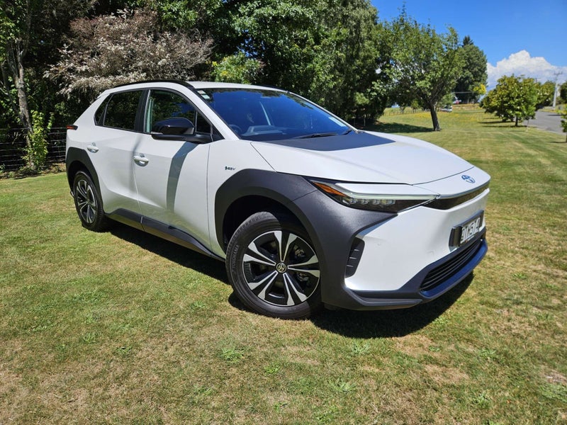 2024 Toyota bZ4X Pure BEV