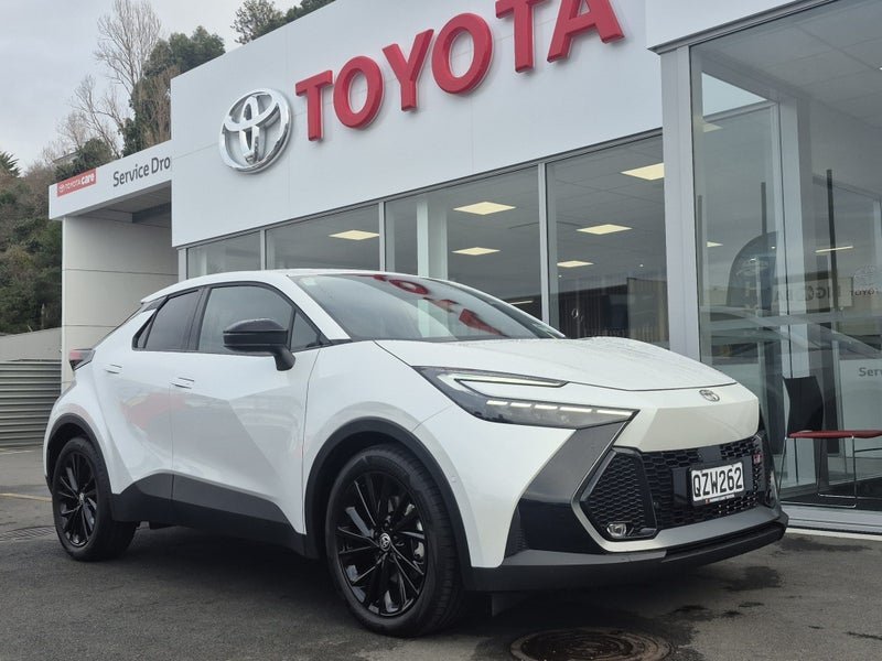 2024 Toyota C-HR GR SPORT 2.0P HEV AWD