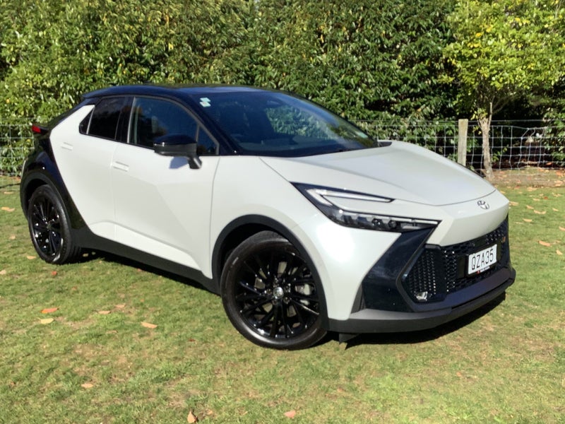 2024 Toyota C-HR GR Sport AWD 2.0P Hybrid