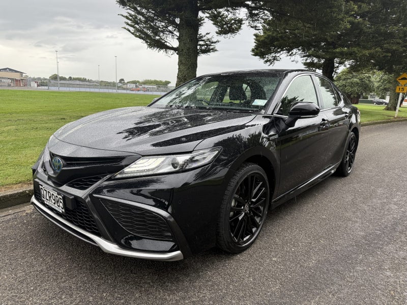 2024 Toyota Camry SX 2.5P Hybrid FWD Automatic SUV