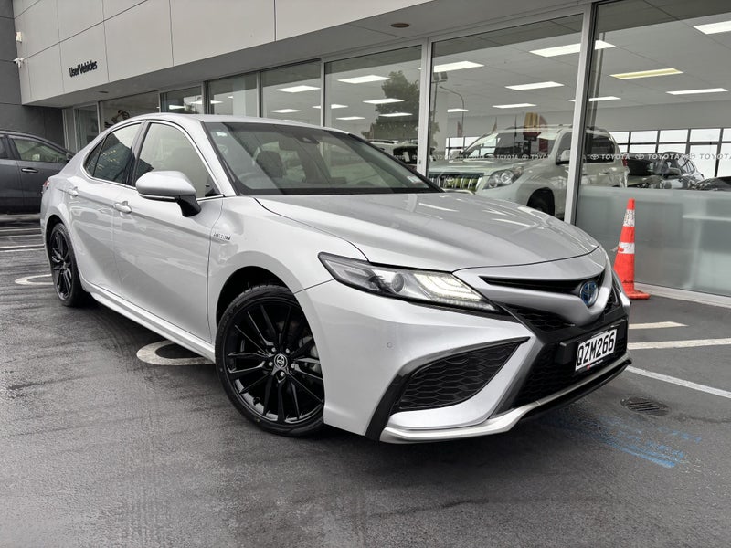 2024 Toyota Camry SX 2.5P HYBRID SPACIOUS SEDAN