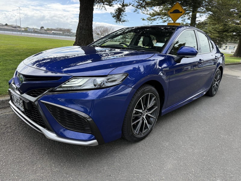 2024 Toyota Camry ZR 2.5P Hybrid FWD Automatic...
