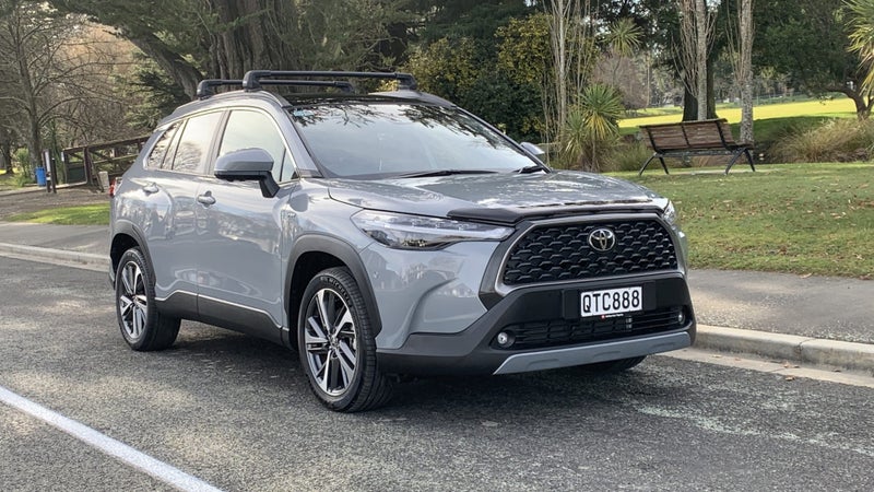 2024 Toyota Corolla Cross Limited 2.0P HYBRID E...