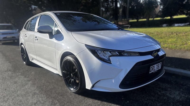 2024 Toyota Corolla GX 1.8 ECVT Hybrid Wagon