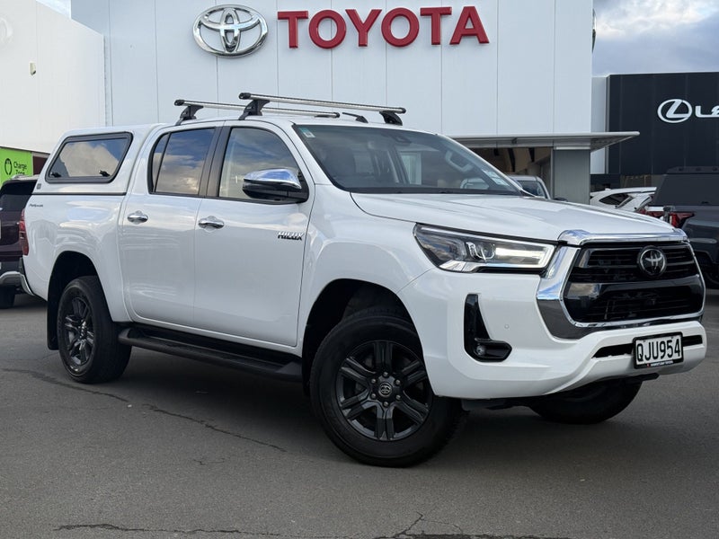 2024 Toyota Hilux SR5 2.8DT 6AT 2WD - CERTIFIED