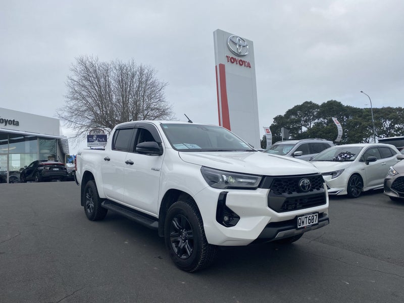2024 Toyota Hilux SR5 2.8DT Hybrid 6AT 4WD